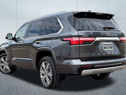 Used 2024 Toyota Sequoia Capstone image 40