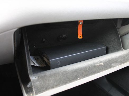 Used 2006 Volkswagen Passat 2.0T image 42