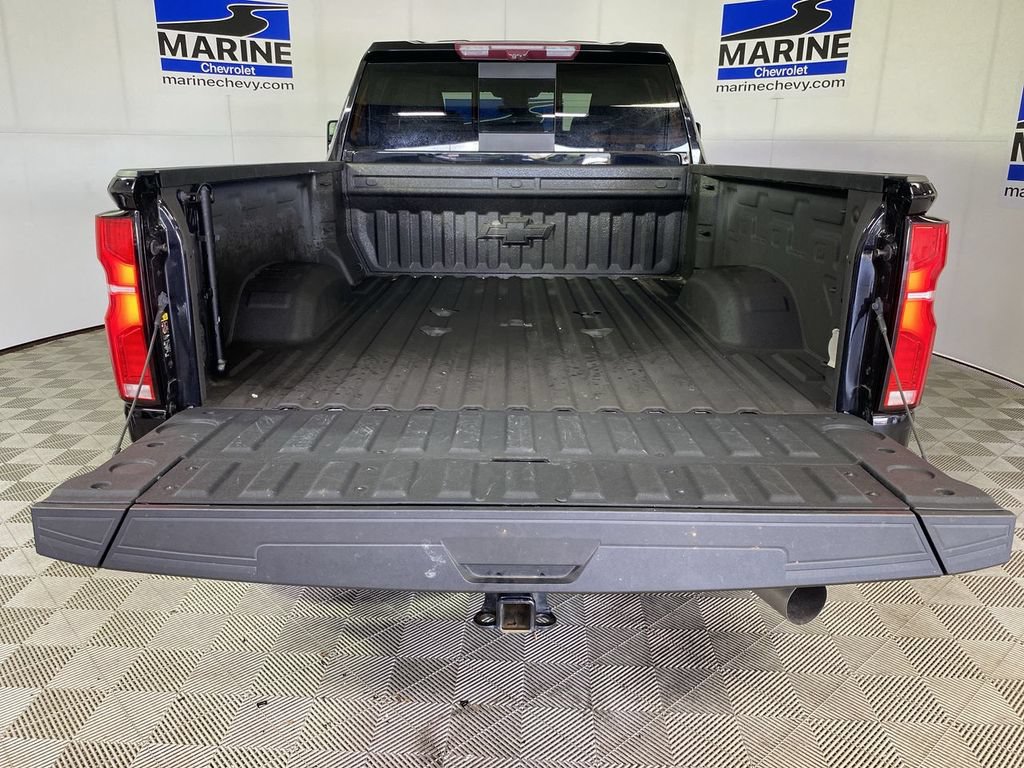 Used 2024 Chevrolet Silverado 2500 LTZ w/ LTZ Convenience Package AWD/4WD image 33