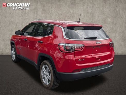 Used 2024 Jeep Compass Sport AWD/4WD image 5