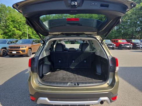 Used 2023 Subaru Forester Touring AWD/4WD image 37