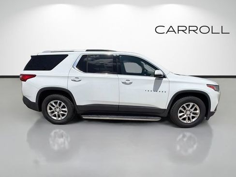Used 2018 Chevrolet Traverse LT FWD image 2