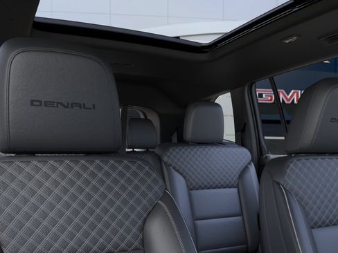 New 2026 GMC Acadia Denali w/ Super Cruise Package FWD image 24