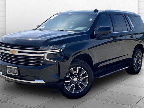 Used 2022 Chevrolet Tahoe LT w/ Luxury Package image 12