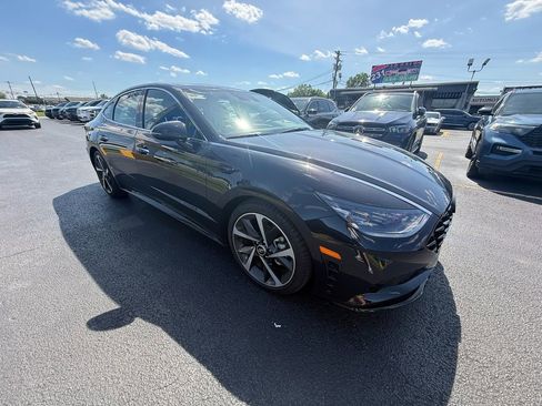 Used 2023 Hyundai Sonata SEL Plus FWD image 1
