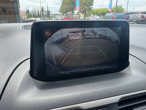 Used 2017 MAZDA MAZDA3 Sport w/ Preferred Equipment Package FWD image 16