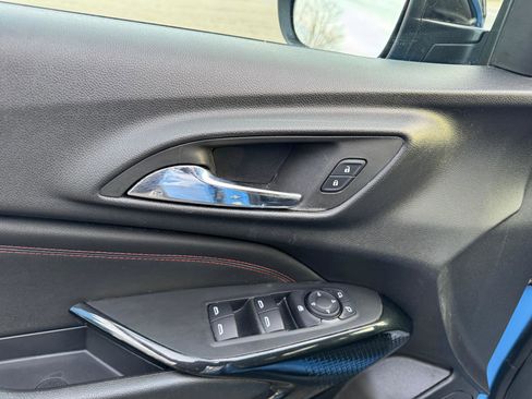 Used 2024 Chevrolet Trax RS w/ Driver Confidence Package image 19