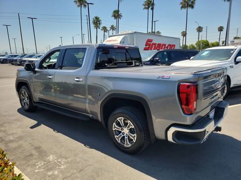 Used 2021 GMC Sierra 1500 SLT w/ SLT Convenience Package AWD/4WD image 3