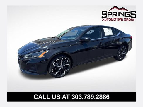 Used 2023 Nissan Altima 2.5 SR AWD/4WD image 1