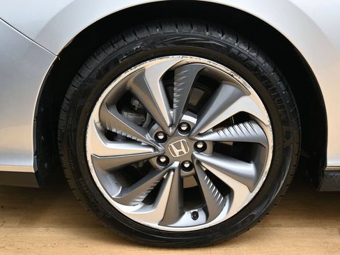Used 2018 Honda Clarity Plug-In Hybrid image 11
