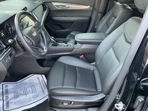 Used 2024 Cadillac XT6 Luxury w/ LPO, Floor Liner Package AWD/4WD image 16