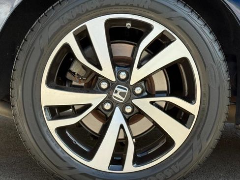 Used 2018 Honda Odyssey Elite image 29