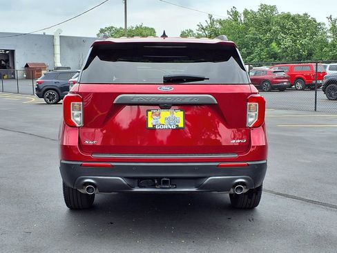 Used 2024 Ford Explorer XLT w/ Equipment Group 202A AWD/4WD image 23