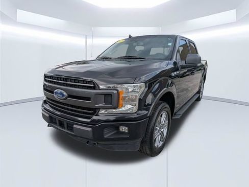 Used 2019 Ford F150 XLT w/ Equipment Group 302A Luxury AWD/4WD image 9