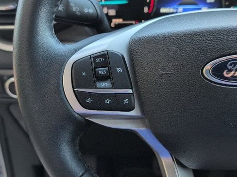 Used 2024 Ford Explorer XLT w/ Equipment Group 202A image 20