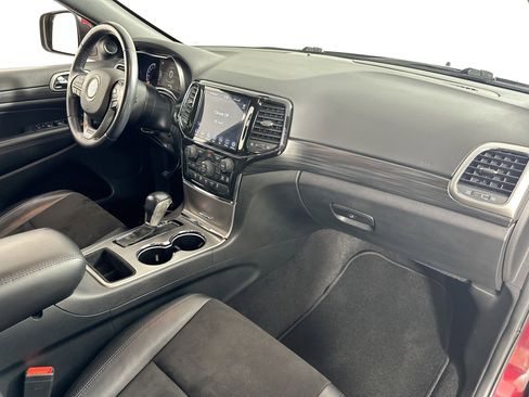 Used 2022 Jeep Grand Cherokee Laredo X RWD image 28