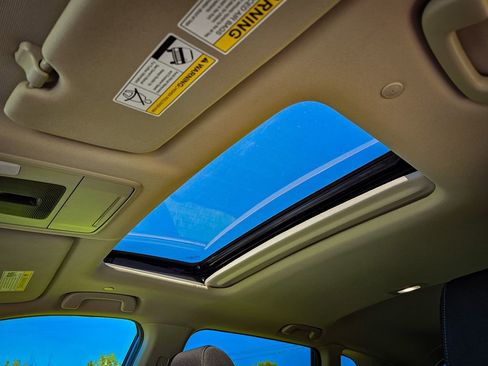 Used 2024 Honda CR-V EX image 26