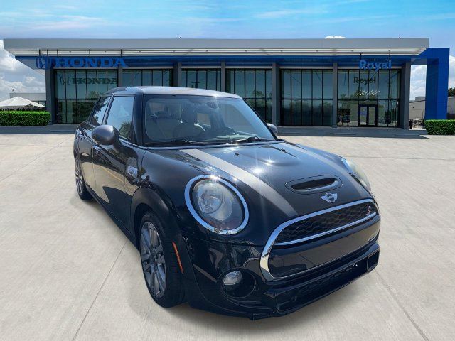Used 2017 MINI Cooper S FWD image 1