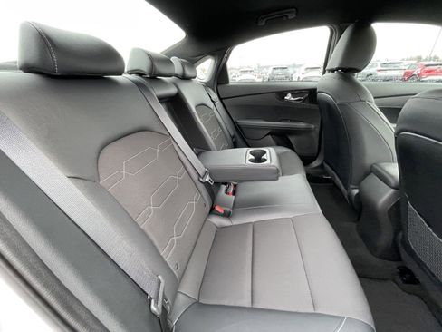 Used 2023 Kia Forte GT-Line image 18