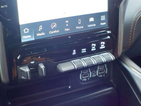 Used 2023 RAM 1500 Limited image 30