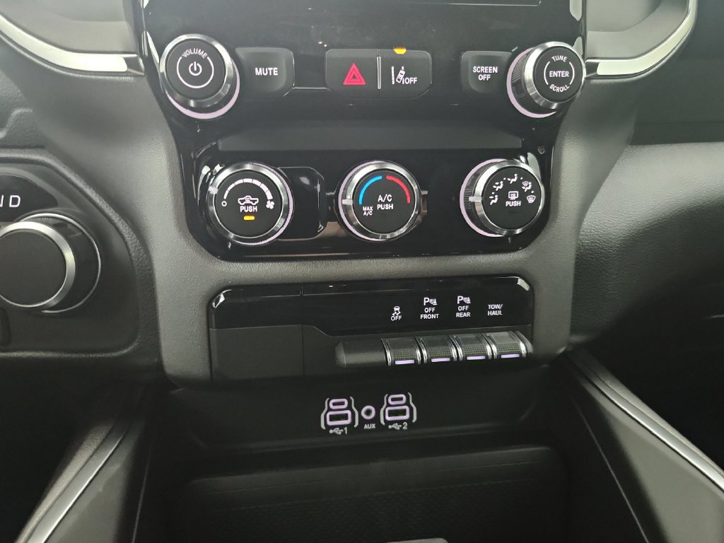 New 2026 RAM 1500 Big Horn AWD/4WD image 25