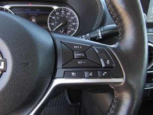 Used 2025 Nissan Sentra SV w/ All-Weather Package FWD image 24