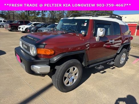 Used 2008 Toyota FJ Cruiser 2WD image 2