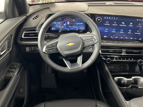 New 2026 Chevrolet Traverse LT FWD image 13
