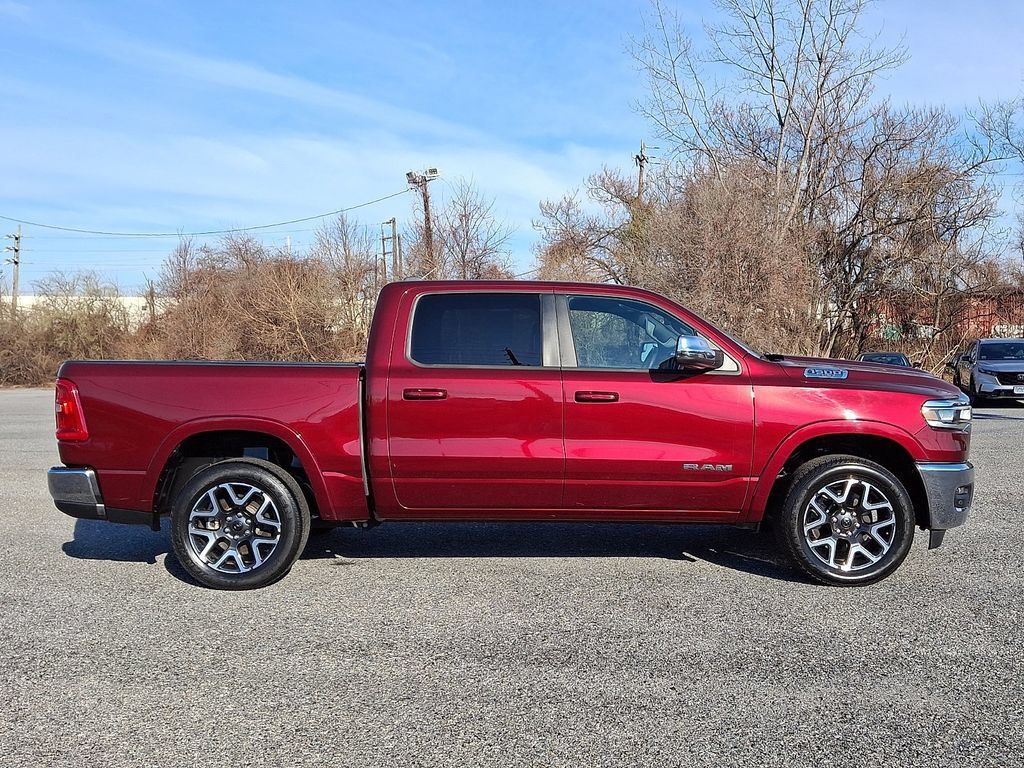 Used 2025 RAM 1500 Laramie AWD/4WD image 1