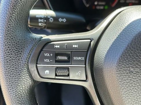 Used 2023 Honda CR-V EX image 13