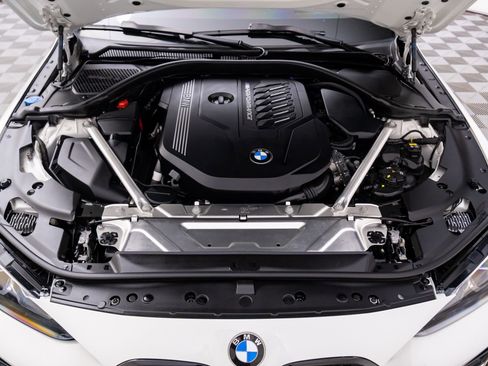 Used 2021 BMW M440i Convertible w/ Premium Package image 28