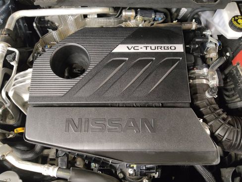 Used 2024 Nissan Rogue SV image 30