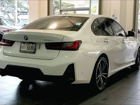 Used 2023 BMW 330e w/ M Sport Package RWD image 6