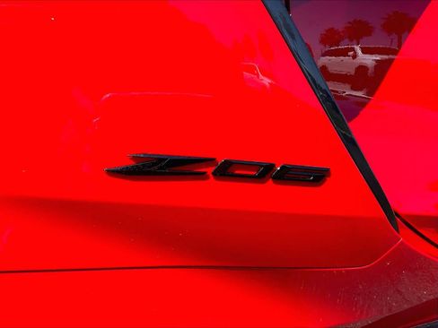 Used 2024 Chevrolet Corvette Z06 w/ Z07 Performance Package RWD image 11
