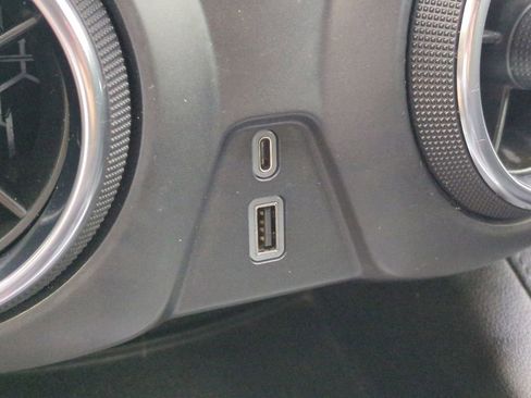 Used 2020 Chevrolet Blazer LT image 21