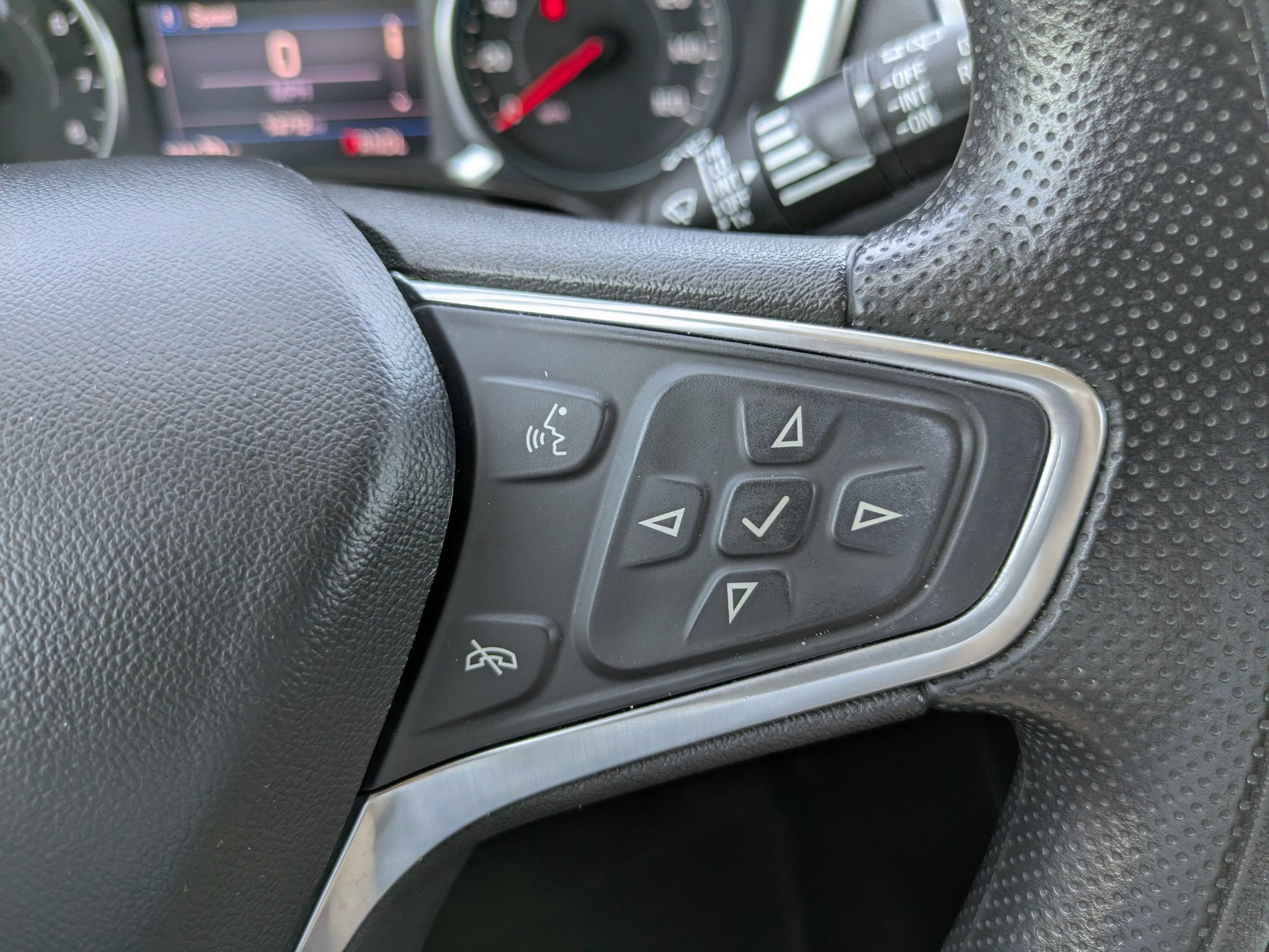 Used 2022 Chevrolet Equinox LT AWD/4WD image 25