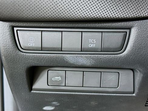 Used 2025 MAZDA CX-50 AWD 2.5 S w/ Premium Package image 17