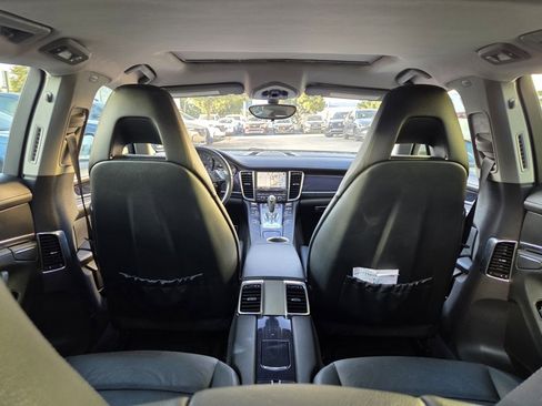 Used 2012 Porsche Panamera image 12