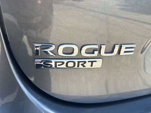 Used 2021 Nissan Rogue Sport S AWD/4WD image 40