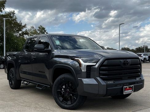 New 2025 Toyota Tundra SR5 image 2