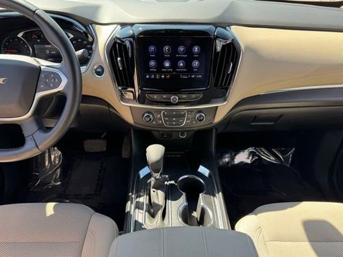 Certified 2023 Chevrolet Traverse LT AWD/4WD image 2