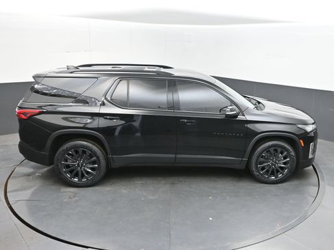 Used 2022 Chevrolet Traverse RS FWD image 36