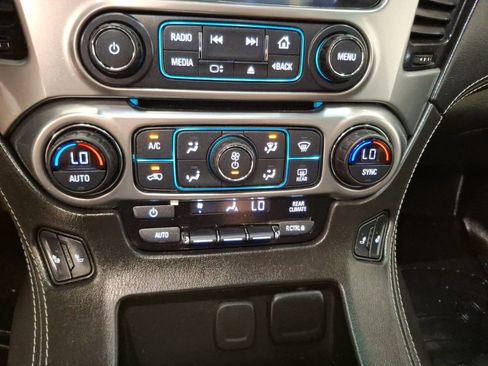 Used 2018 Chevrolet Tahoe LT AWD/4WD image 28