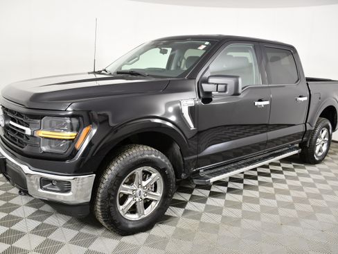 Used 2025 Ford F150 XLT w/ Equipment Group 301A Standard AWD/4WD image 10
