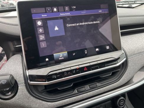 Used 2022 Jeep Compass Latitude image 18