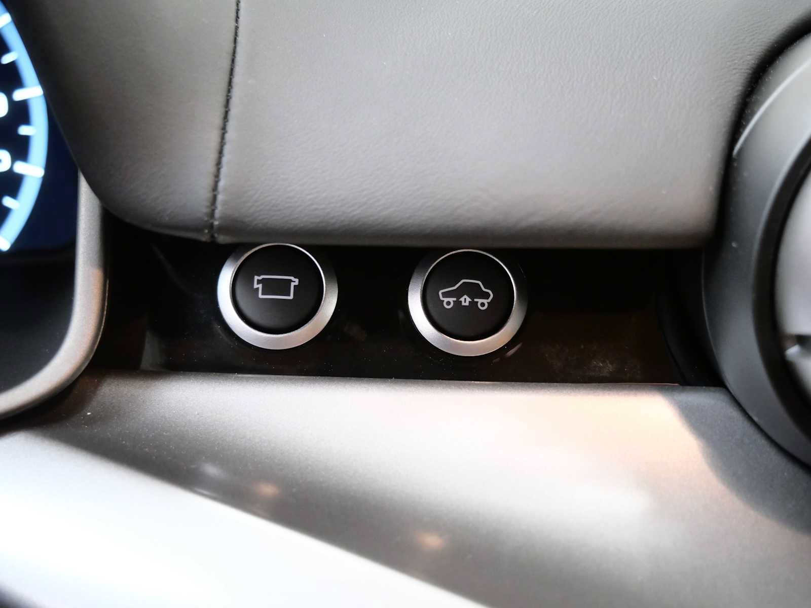 Certified 2015 Ferrari F12 Berlinetta RWD image 25
