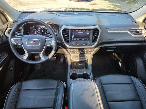 Used 2023 GMC Acadia Denali w/ Black Diamond Edition AWD/4WD image 10