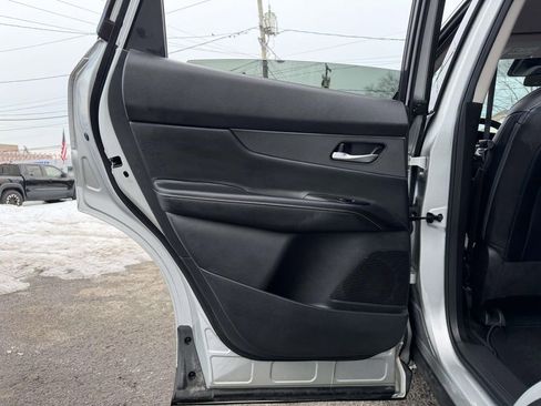 Used 2025 Nissan Murano SV AWD/4WD image 27