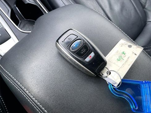 Used 2020 Subaru Ascent Limited w/ Technology Package image 30