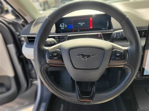 Used 2021 Ford Mustang Mach-E Premium image 22